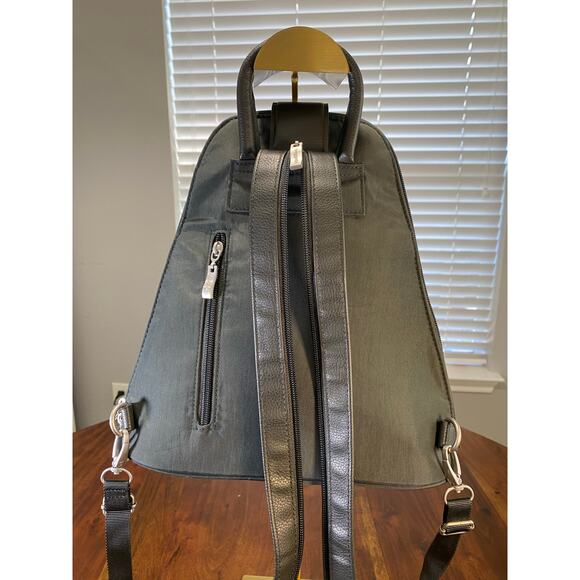 Baggallini Gray Metro Backpack Adjustable Shoulder Straps - Picture 8 of 11